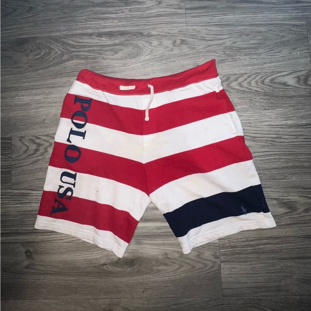 Men’s Polo Shorts (Size Small)